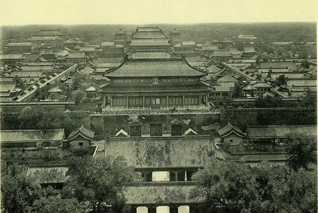 View of the Shenwu gate of the Forbidden City from Prospect Hill (c. 1900)