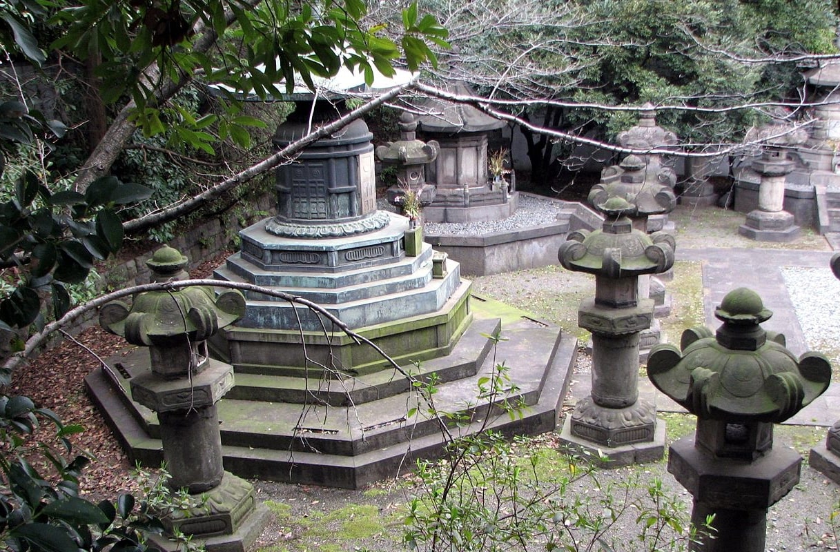Tokugawa family graves at Zojo-ji