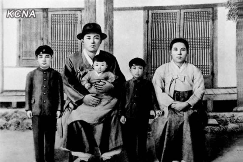 Kim Il Sung family photo