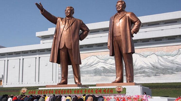 The statues of Kim Il Sung and Kim Jong Il on Mansu Hill in Pyongyang